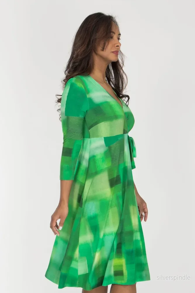 Loose fit short wrap jersey dress - Green - Bild 2