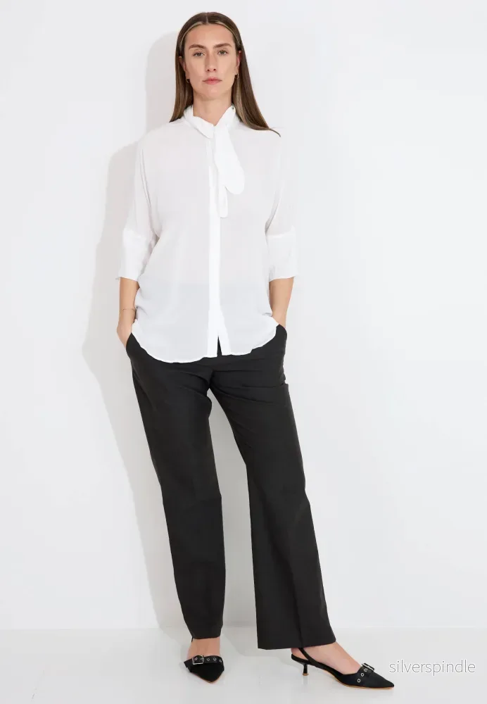 BLUS – Vit