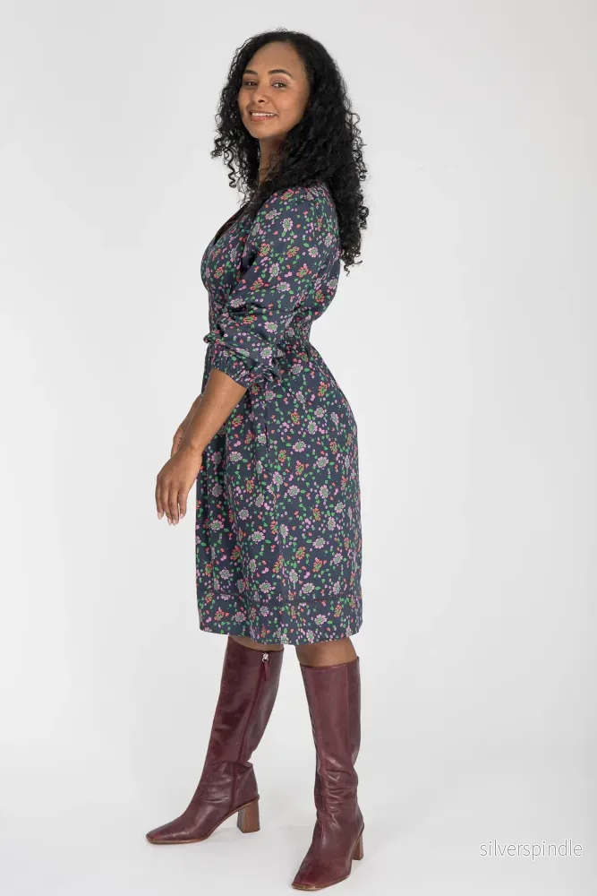 Cotton V-neck short dress - Navy flowers - Bild 3