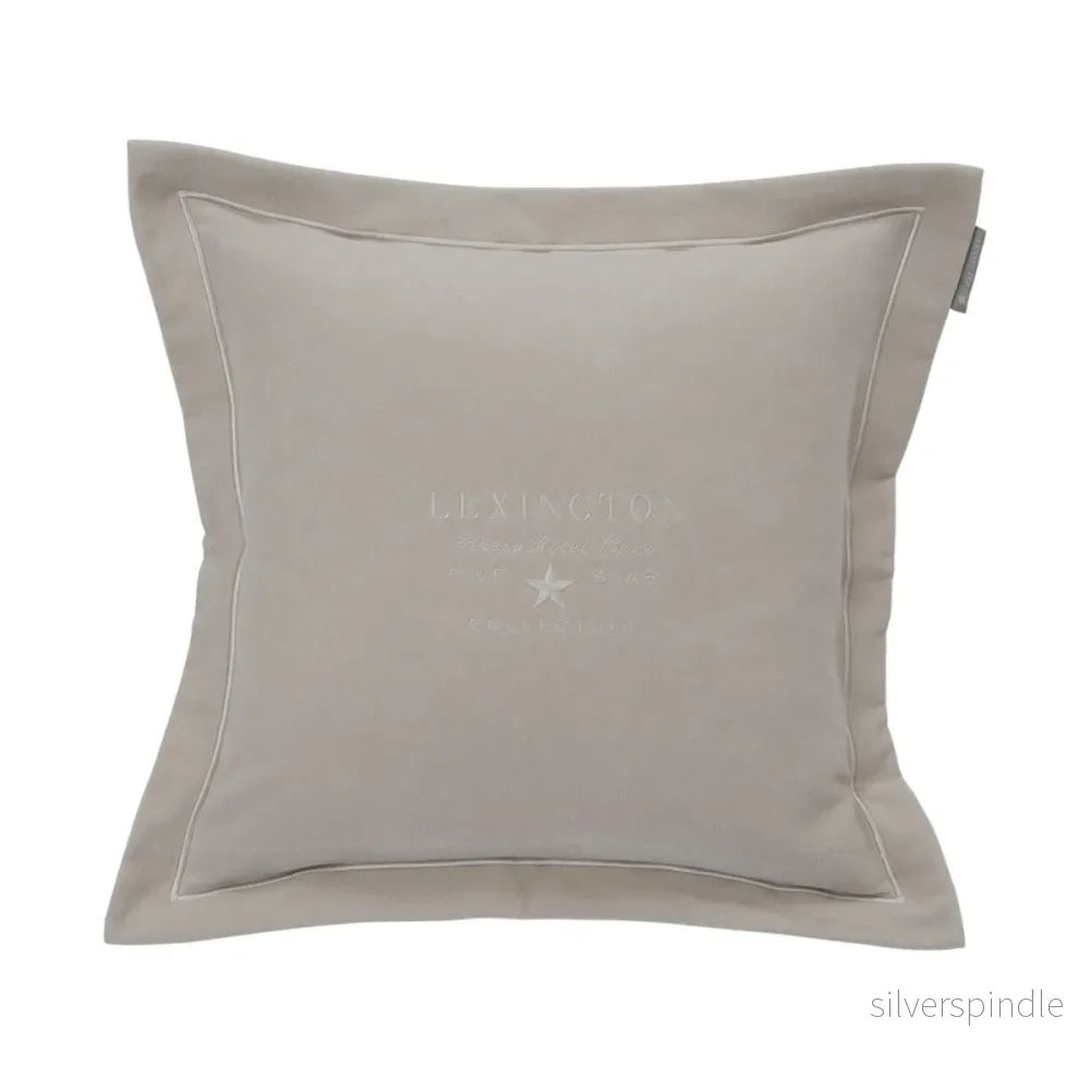Lexington Hotel Velvet Sham with Embroidery Kuddöverdrag Lexington Hotel Velvet Sham with Embroidery Kuddöverdrag