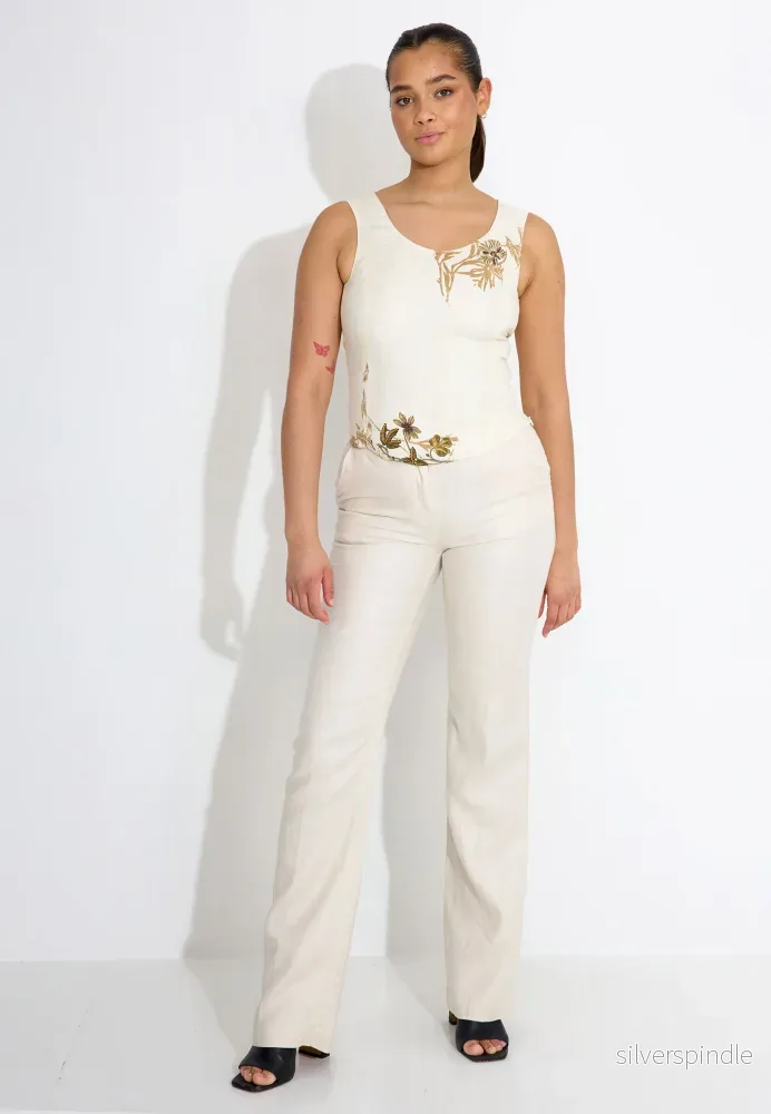 LINNE – Beige