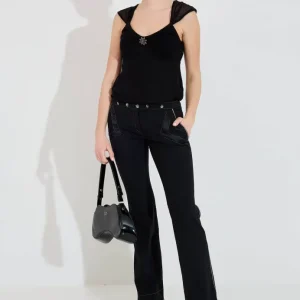 FALTER – Black FALTER – Black