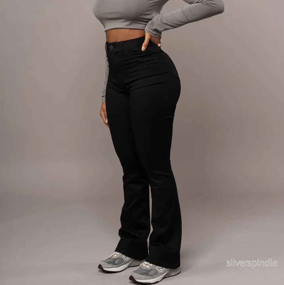 Mason | Utsvängda Högmidjade Stretchjeans - Bild 2