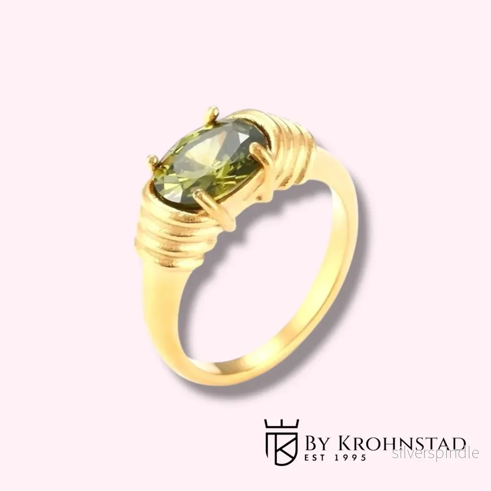 The Lia ring green