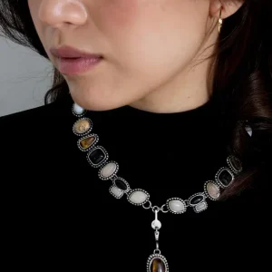 IZABELL HALSBAND ACCESSOARER / – Flerfärgad IZABELL HALSBAND ACCESSOARER / – Flerfärgad