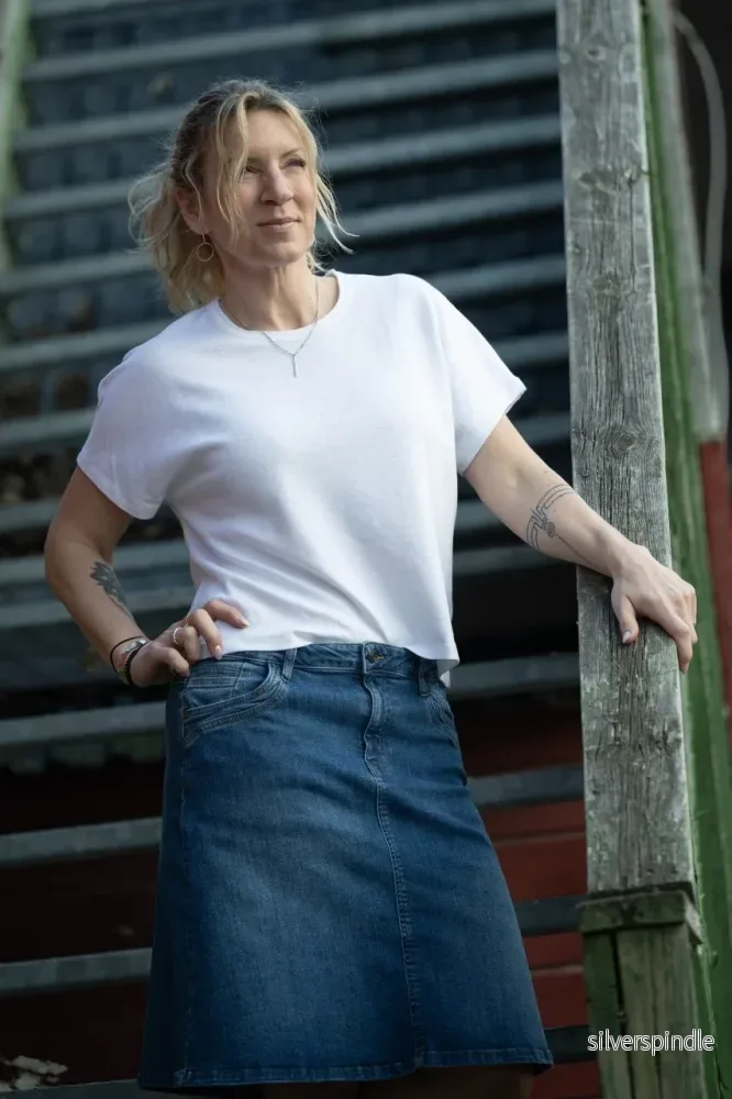 T-shirt i lin och bomullstrikå T-shirt i lin och bomullstrikå