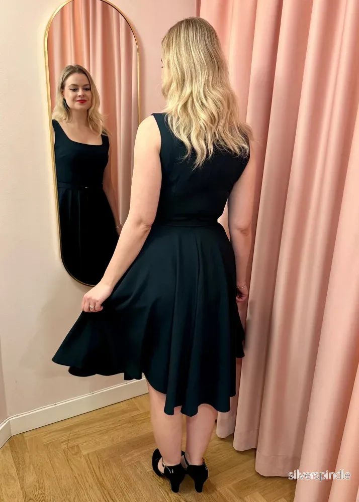 Rosie swingklänning med breda axelband - grön - Bild 3