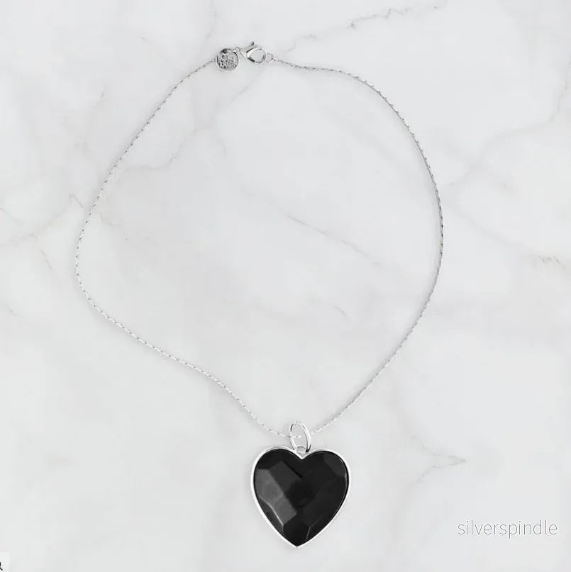 Halsband Big Heart Svart och Silver Halsband Big Heart Svart och Silver