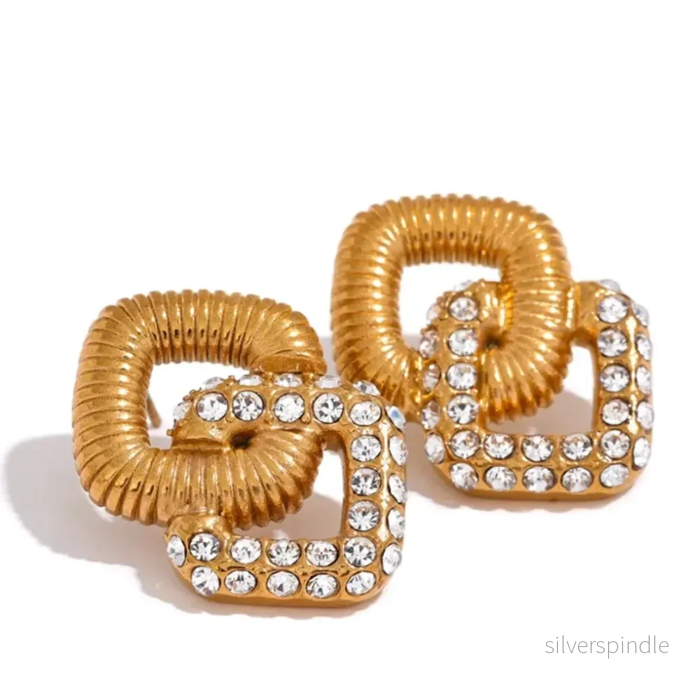 Vintage sparkle earring Vintage sparkle earring