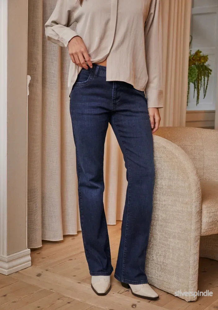 Verona Flare Jeans – Dark Basic Wash Verona Flare Jeans – Dark Basic Wash