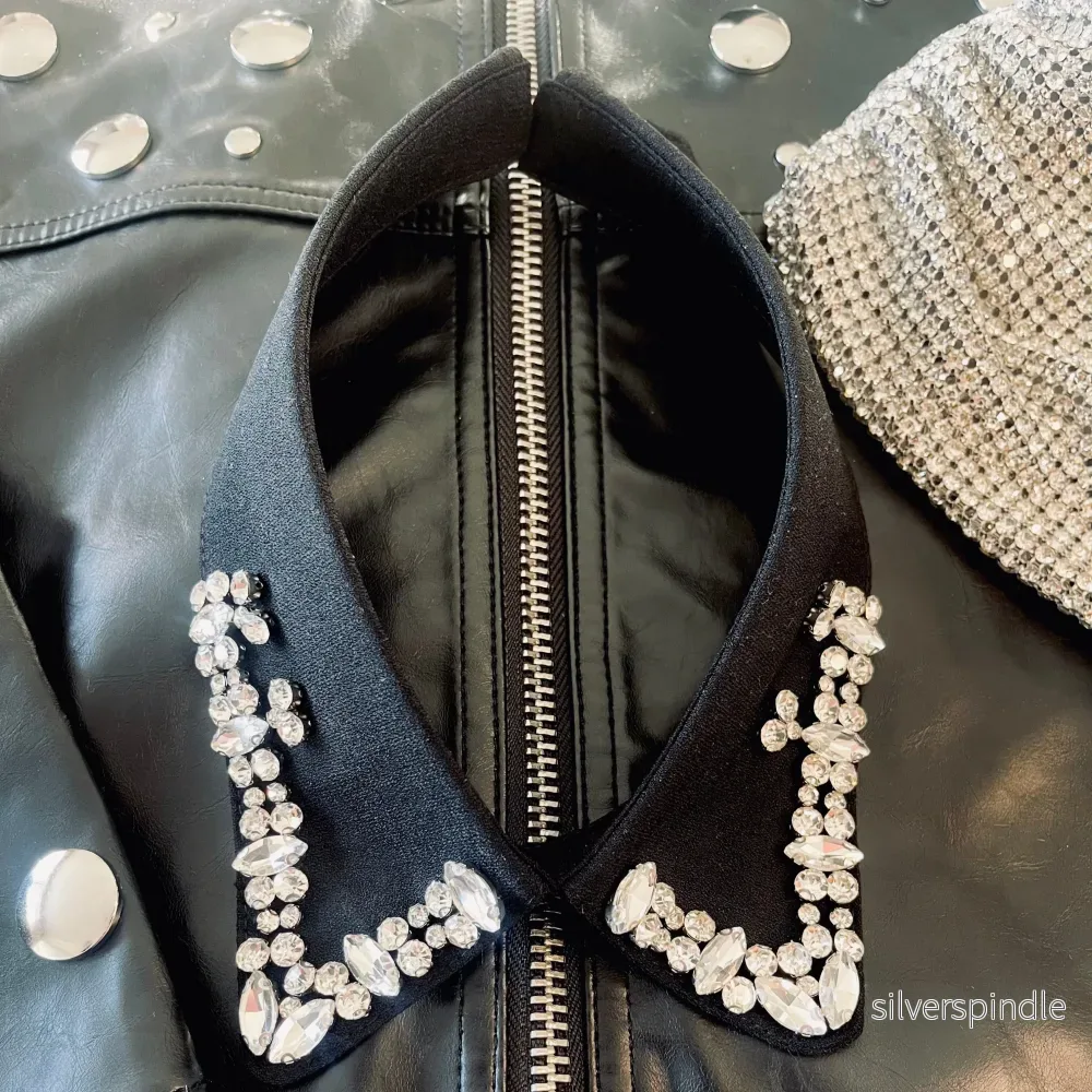 Black rhinestone collar