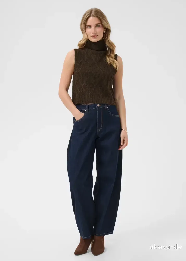 Cream CRElsie Knit Slipover Java