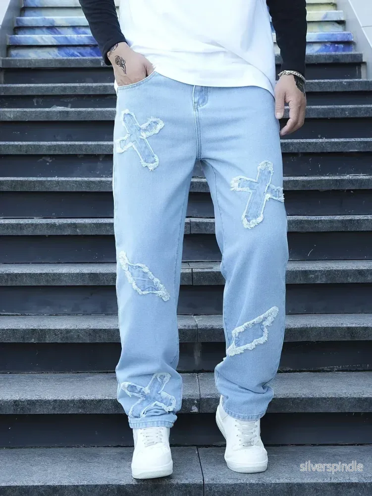 Ethan | Broderade Avslappnade Herrjeans med Raka Ben Ethan | Broderade Avslappnade Herrjeans med Raka Ben