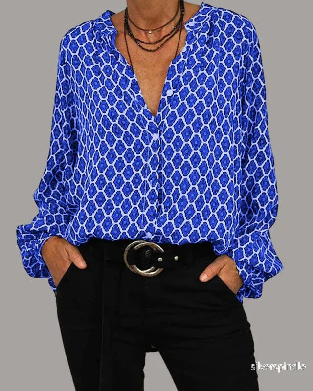 Emma | Elegant V-ringad Blus med Geometriskt Tryck - Bild 3