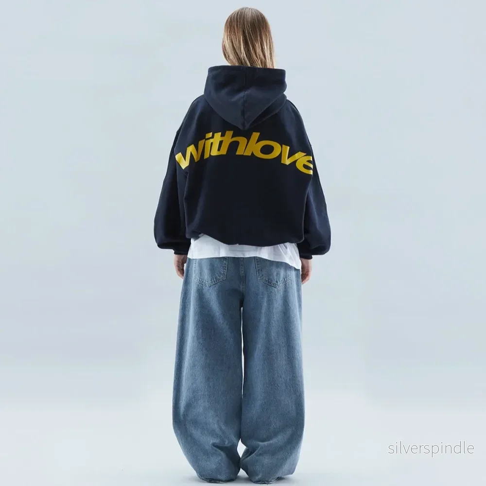 Streetwear Hoodie | Oversized Design med ’With Love’-Tryck | Bekväm Casual Stil för Vardag och Avkoppling Streetwear Hoodie | Oversized Design med ’With Love’-Tryck | Bekväm Casual Stil för Vardag och Avkoppling