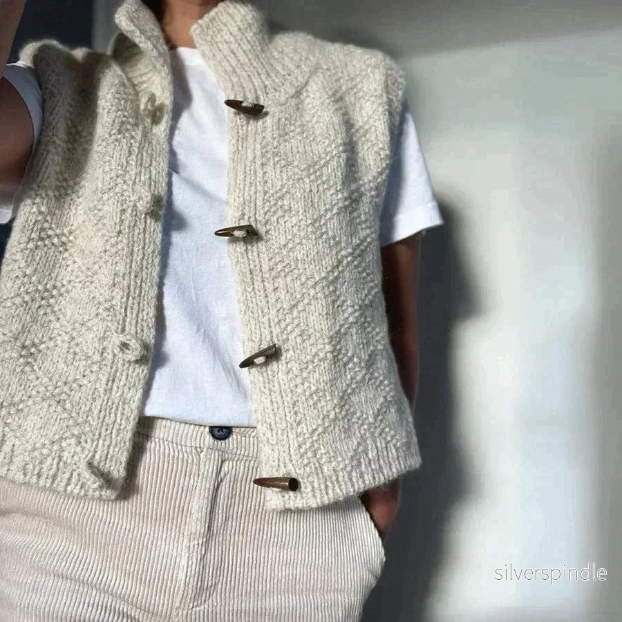 Elegant Korta Väst för Kvinnor i Beige med Dekorativa Knappar | Mjuk Stickad Design för Komfort och Stil - Bild 3