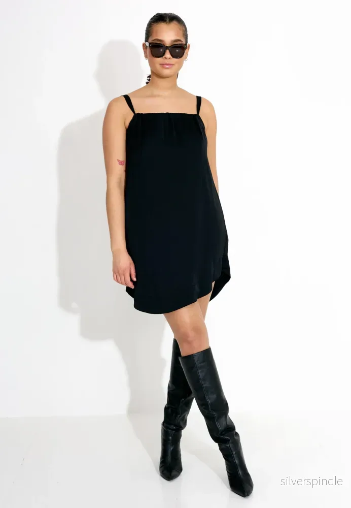 RINE TOPP – Black