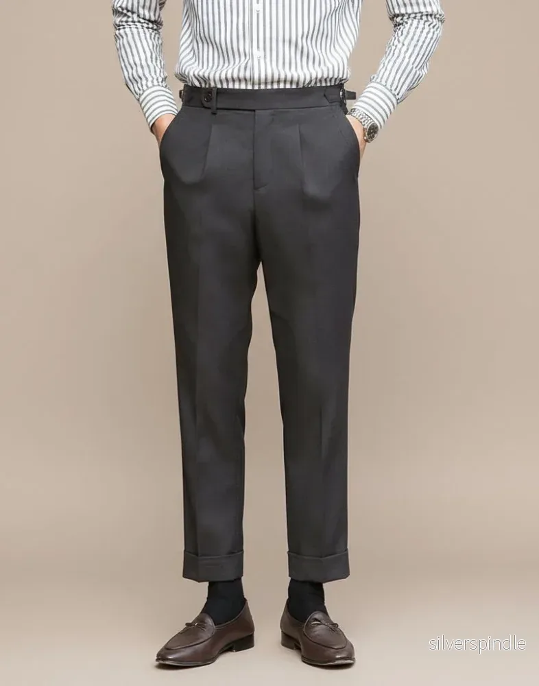 Retro byxor | Hög midja med raka ben och sidojusteringar | Tidlös stil för smart casual Retro byxor | Hög midja med raka ben och sidojusteringar | Tidlös stil för smart casual