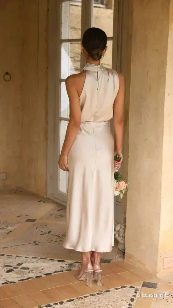 Elegant Klänning Dam | Halter Midi Klänning med Draperad Halsringning | Perfekt för Bröllop och Sommarfester - Bild 2