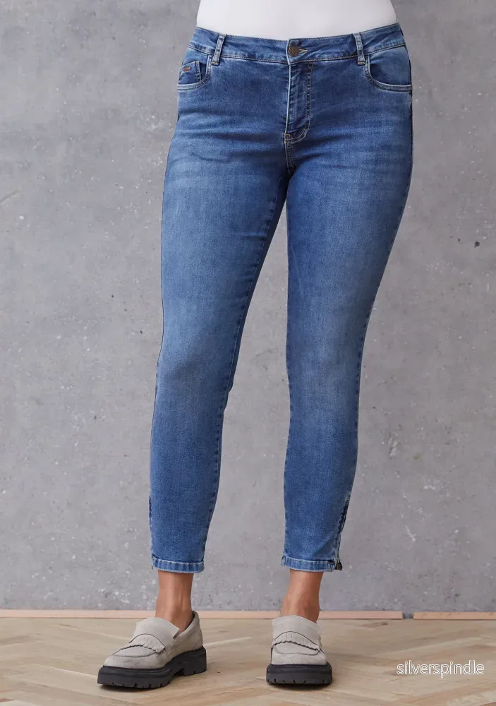 Lido Zip Jeans - Light Blue Denim