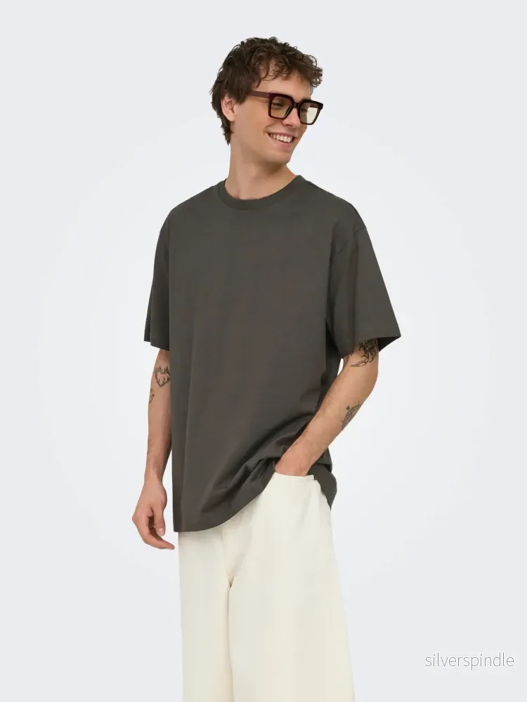 FRED RLX TEE – BELUGA FRED RLX TEE – BELUGA