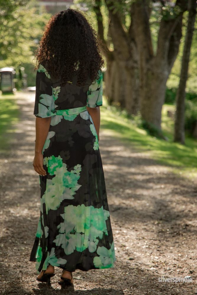 Bestie shine wrap maxi jersey dress - Black - Bild 2