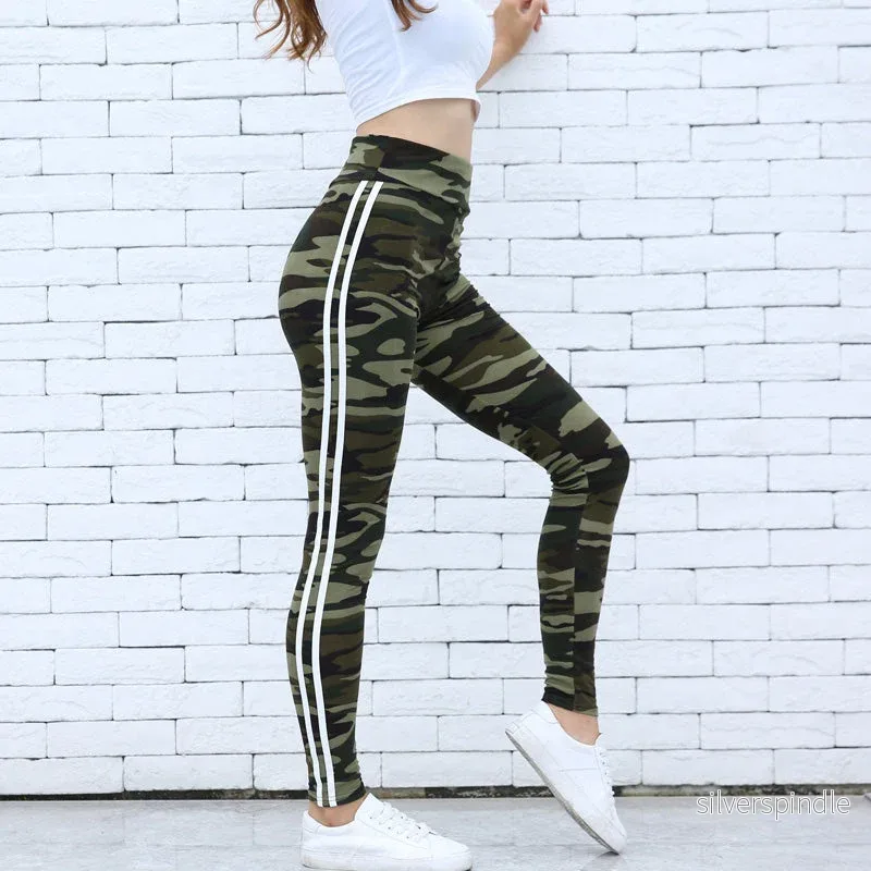 Emma | Hög Midja Stretchiga Yogabyxor med Kamouflagetryck Emma | Hög Midja Stretchiga Yogabyxor med Kamouflagetryck