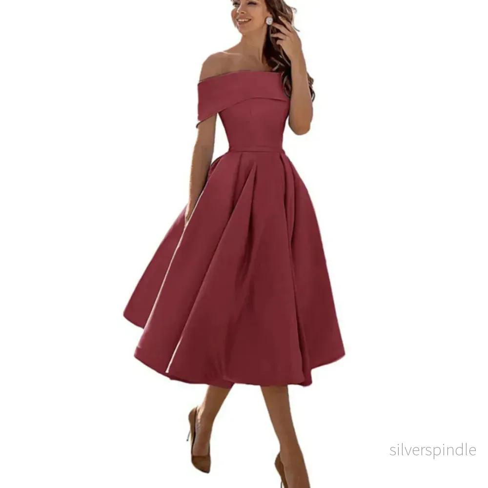 Ella | Elegant Off Shoulder Midiklänning Dam i Midilängd