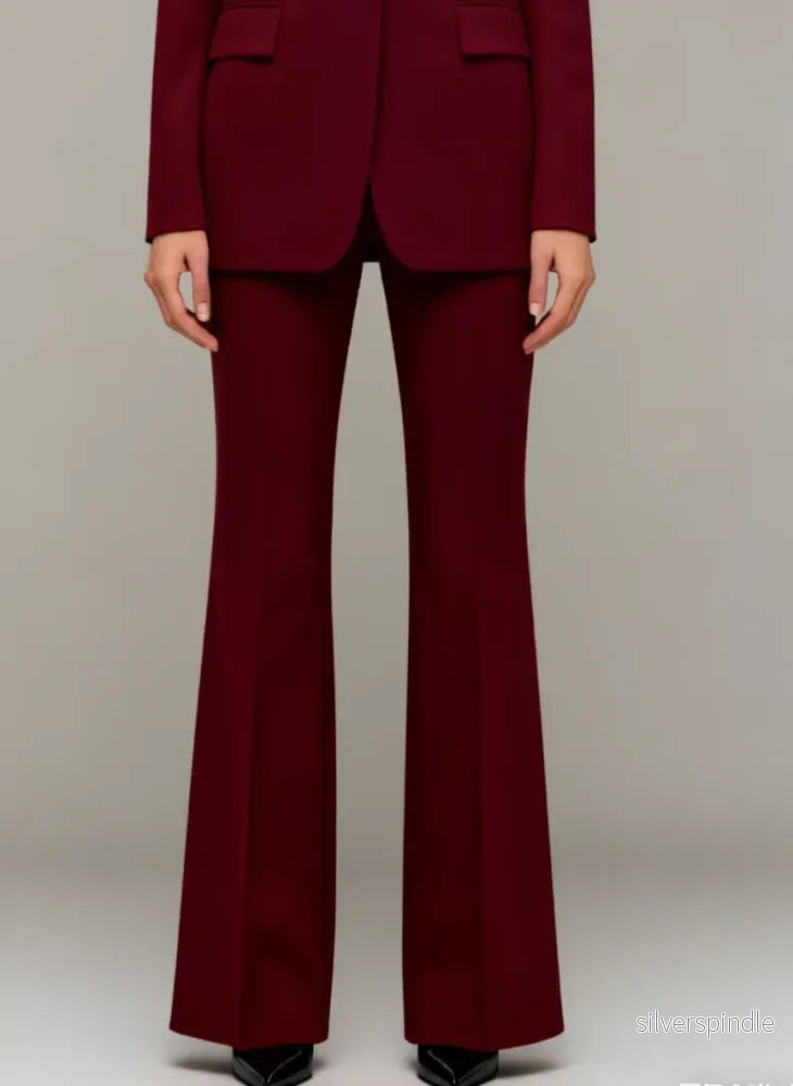 Elegant Tvådelad Kostym | Skulpterad Kavaj och Utsvängda Byxor | Modern Stil för Självsäker Look - Bild 3