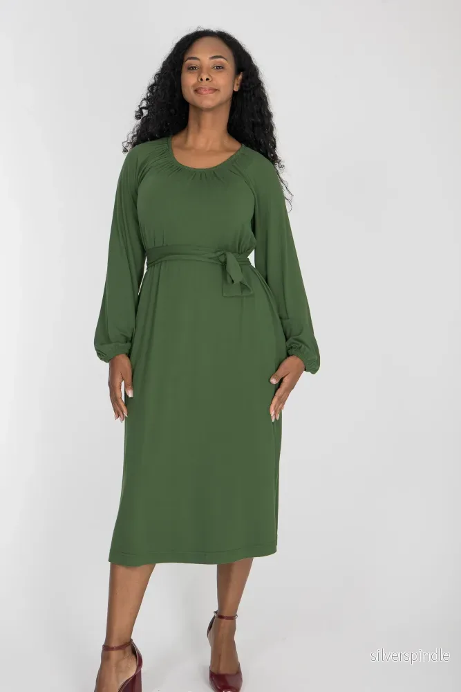 A-lined belted midi jersey dress – Forrest green A-lined belted midi jersey dress – Forrest green
