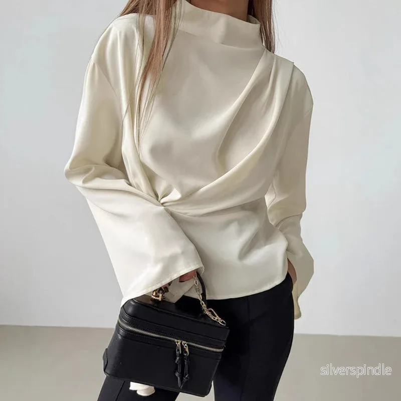 Emma | Elegant Chiffongskjorta med Klockärmar - Bild 3