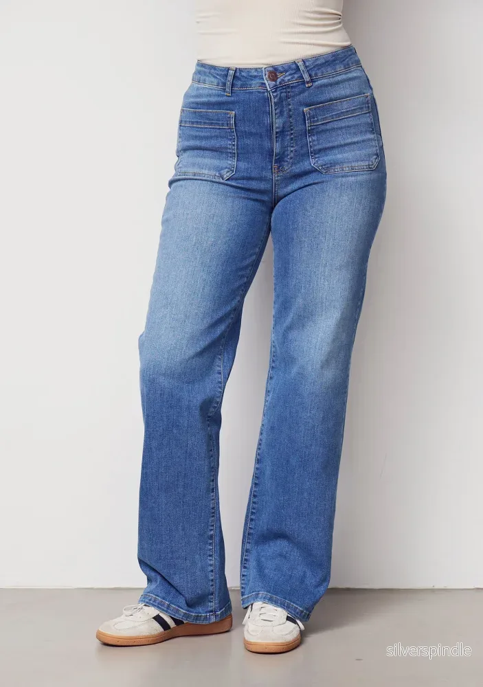 Bologna Wide Jeans – Mid Denim Bologna Wide Jeans – Mid Denim