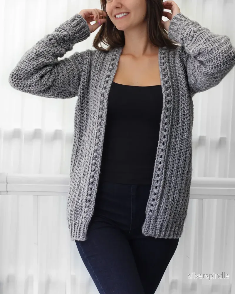 Sophie | Virkad Långärmad Dam Kofta med Bobble-textur - Bild 3