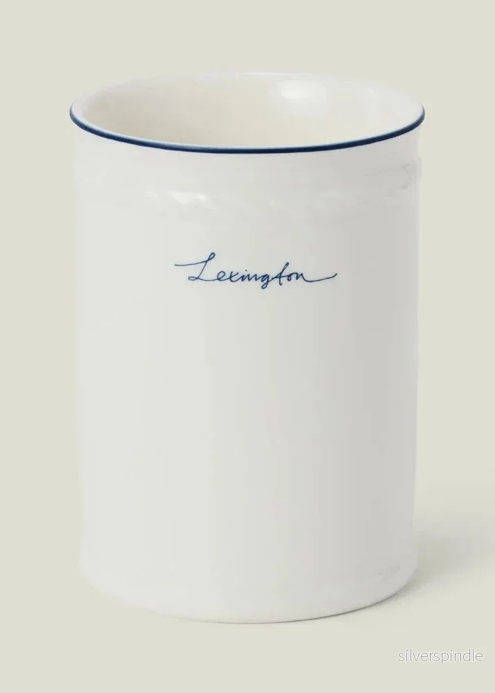 Lexington Porcelain Toothbrush Mug DK Navy/White Lexington Porcelain Toothbrush Mug DK Navy/White