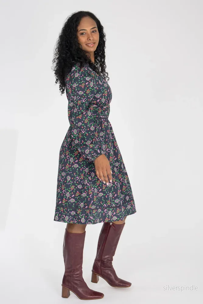 Cotton V-neck short dress - Navy flowers - Bild 2