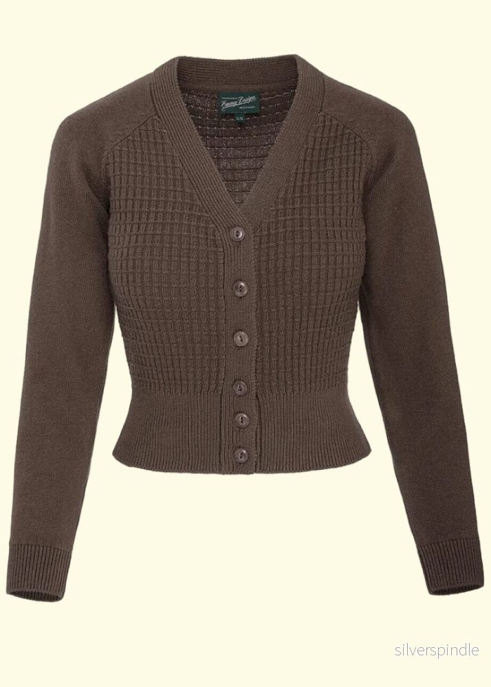 The Cable Knit College Cardigan – Brun The Cable Knit College Cardigan – Brun