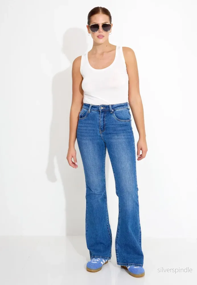 JEANS – Blue JEANS – Blue