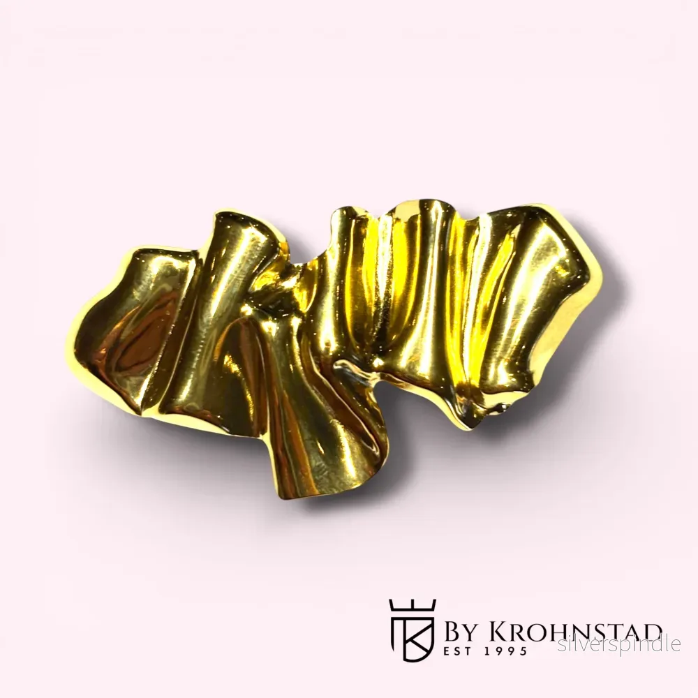 Gold wave brooch Gold wave brooch