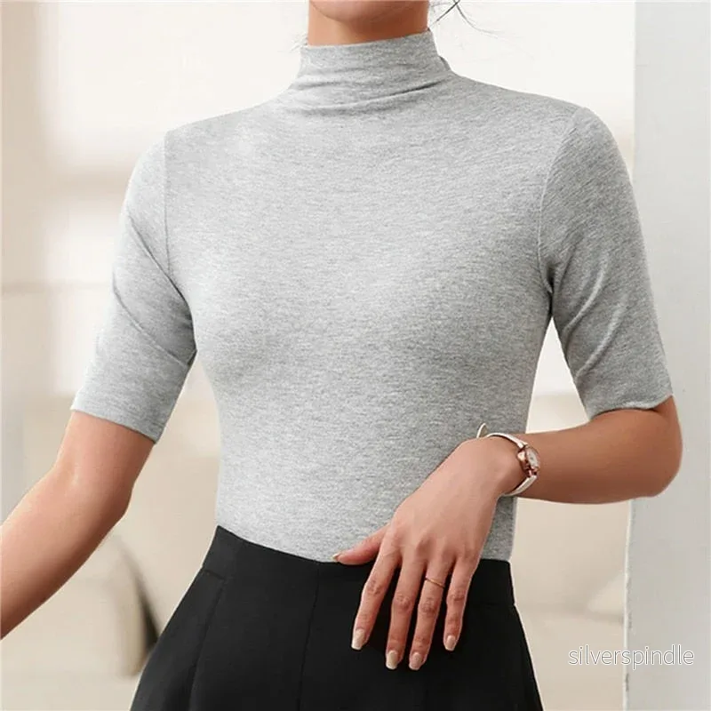 Elegant Damtopp med Turtleneck i Mjuk Stickning för Bekväm Stil - Bild 3