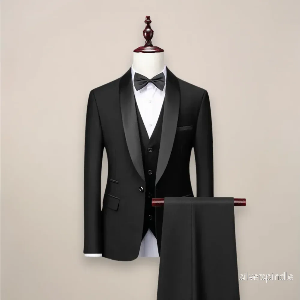Elegant Tredelad Slim Fit Smoking för Män med Skräddarsydd Design | Tidlös Stil för Formella Tillfällen