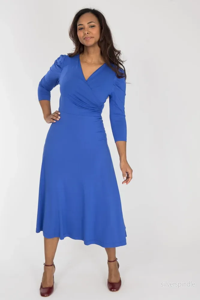 Closed wrap midi jersey dress – Dazzling Blue Closed wrap midi jersey dress – Dazzling Blue