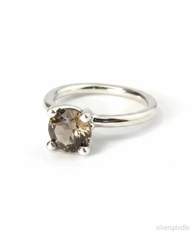 Candy Rök 8 – Ring