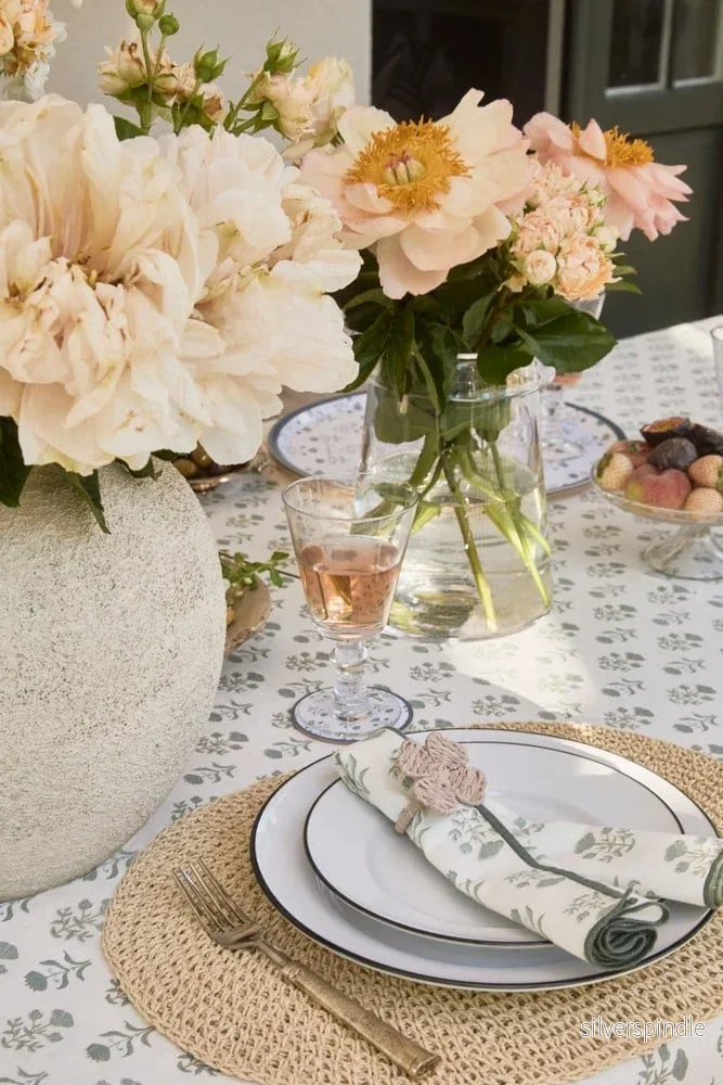 Lexington Floral Print Org Cotton Napkin WH/Eucaly - Bild 3