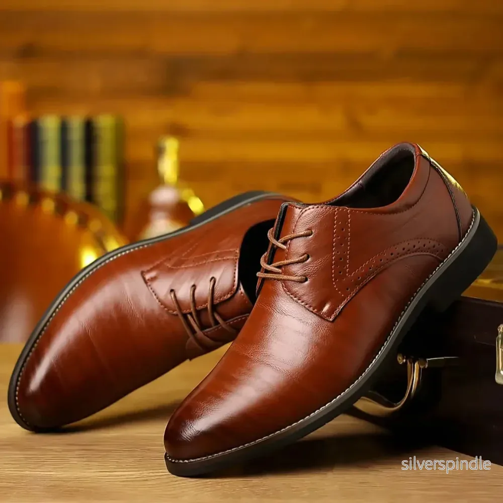 Elegant Oxford | Klänningsskor för Män med Brogue Detaljer | Formell Passform för Stil och Komfort Elegant Oxford | Klänningsskor för Män med Brogue Detaljer | Formell Passform för Stil och Komfort