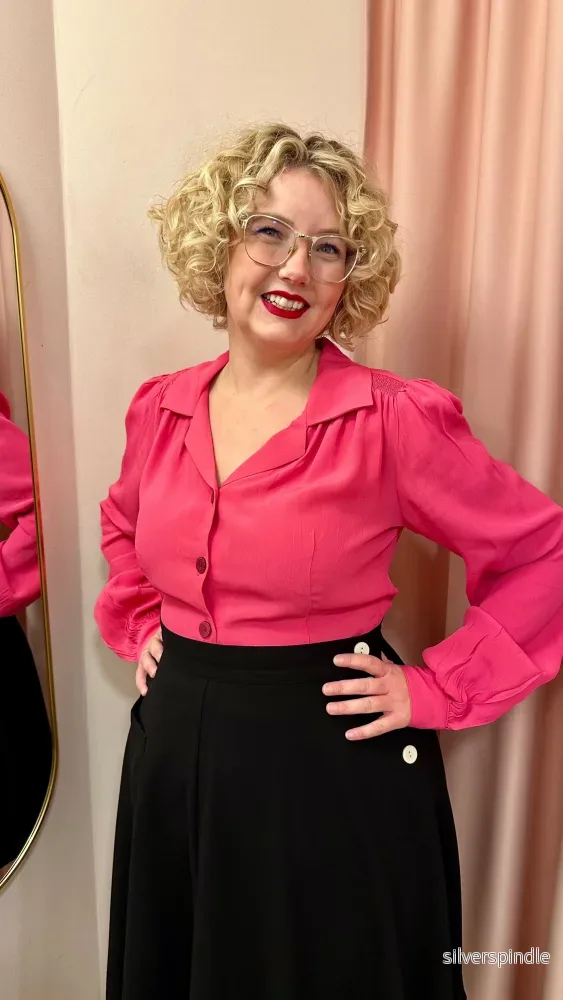 Poppy skjortblus i vintagestil - djuprosa - Bild 3