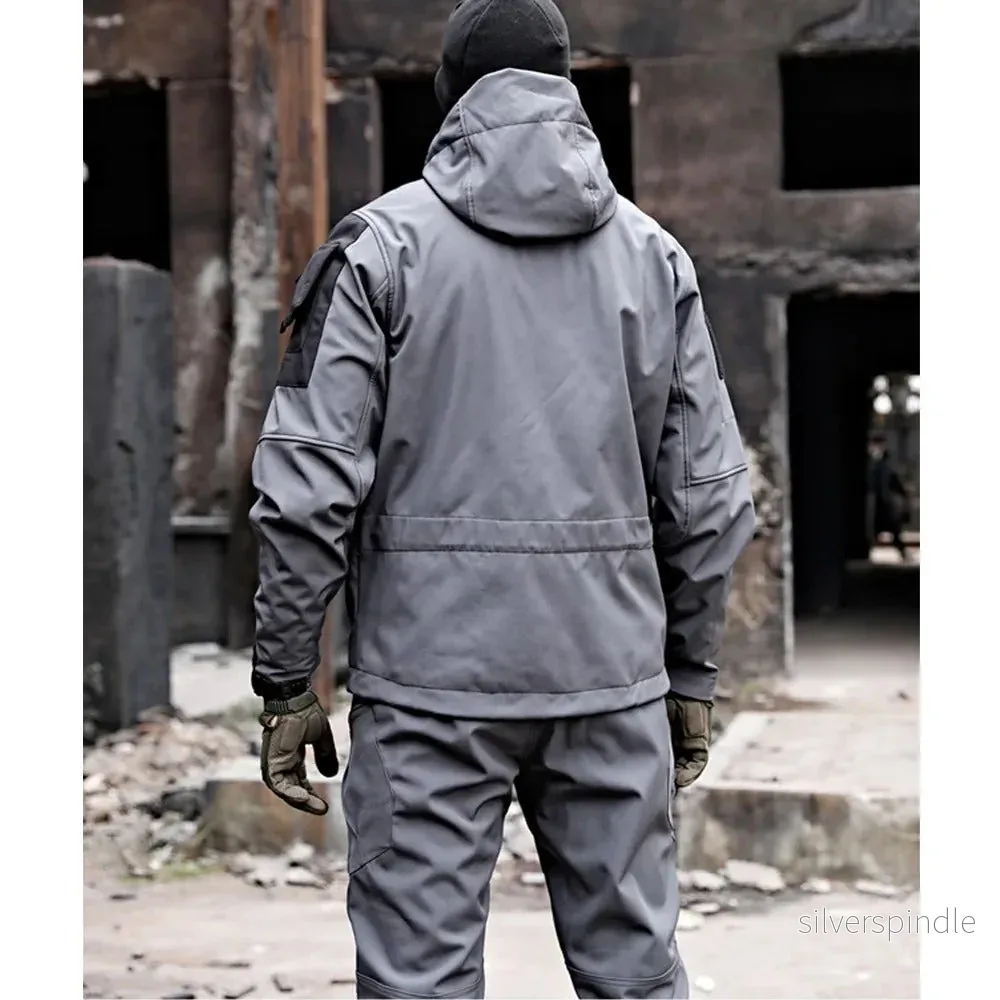 Taktiskt Set för Män | Cargojacka och Byxor med Huva för Utomhusaktiviteter | Hållbart Softshell-material för Oöverträffat Skydd - Bild 3