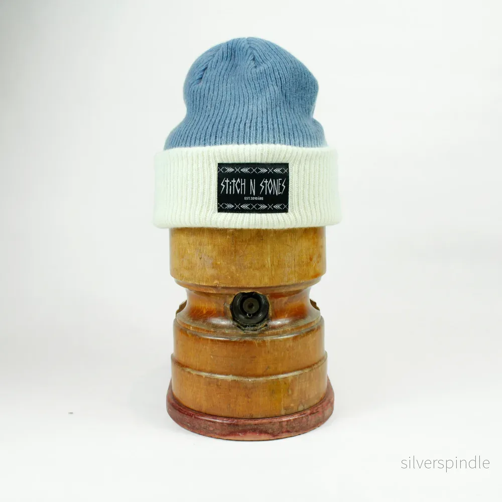 Batik Indigo Beanie Nr. 10 Batik Indigo Beanie Nr. 10