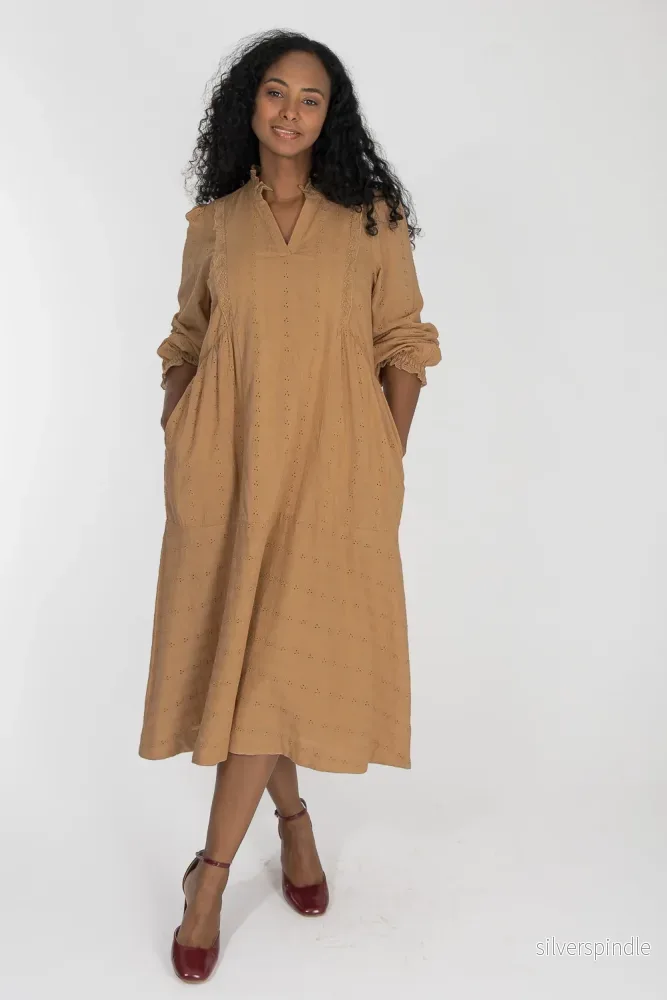 Cotton lace midi dress – Sand Cotton lace midi dress – Sand