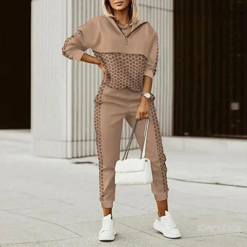 Moderna Träningsset | Mönstrad Luvtröja och Byxor med Elastiskt Midjeband | Bekväm och Stilren Outfit för Aktiva Kvinnor - Bild 2