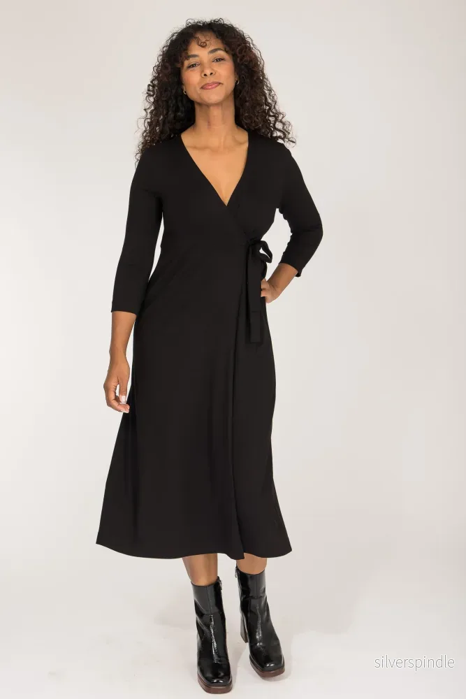 Loose fit midi wrap jersey dress - Black - Bild 2